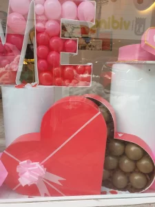 letras con globos San Valentín