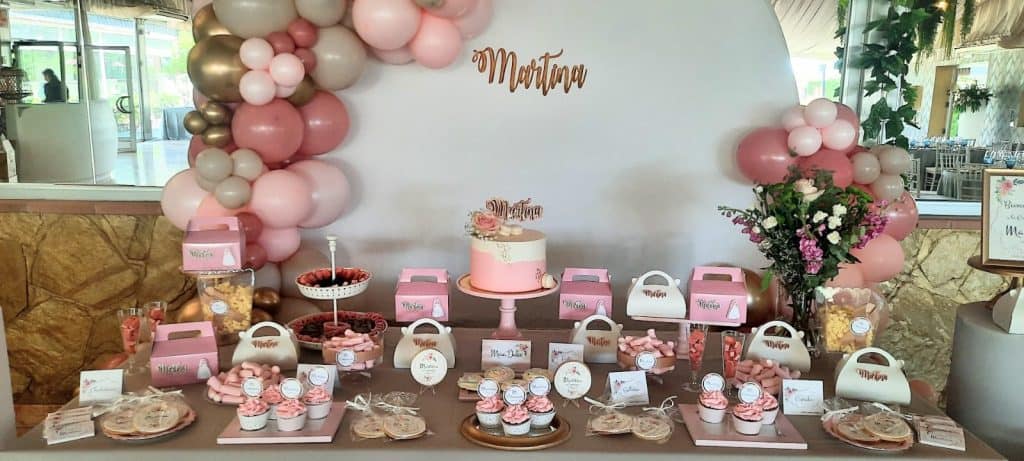 mesa dulce comunión niña