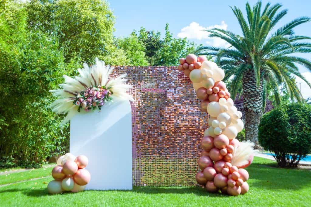 shimmer wall rosa gold para eventos y fiestas de comunión en madrid