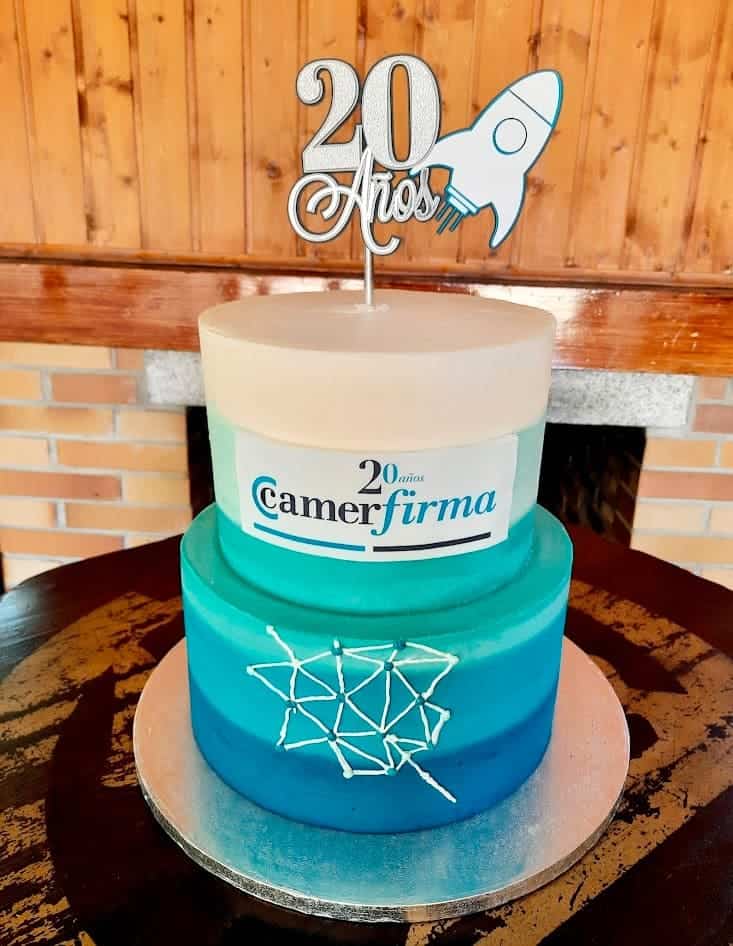 tarta personalizada para evento corporativo